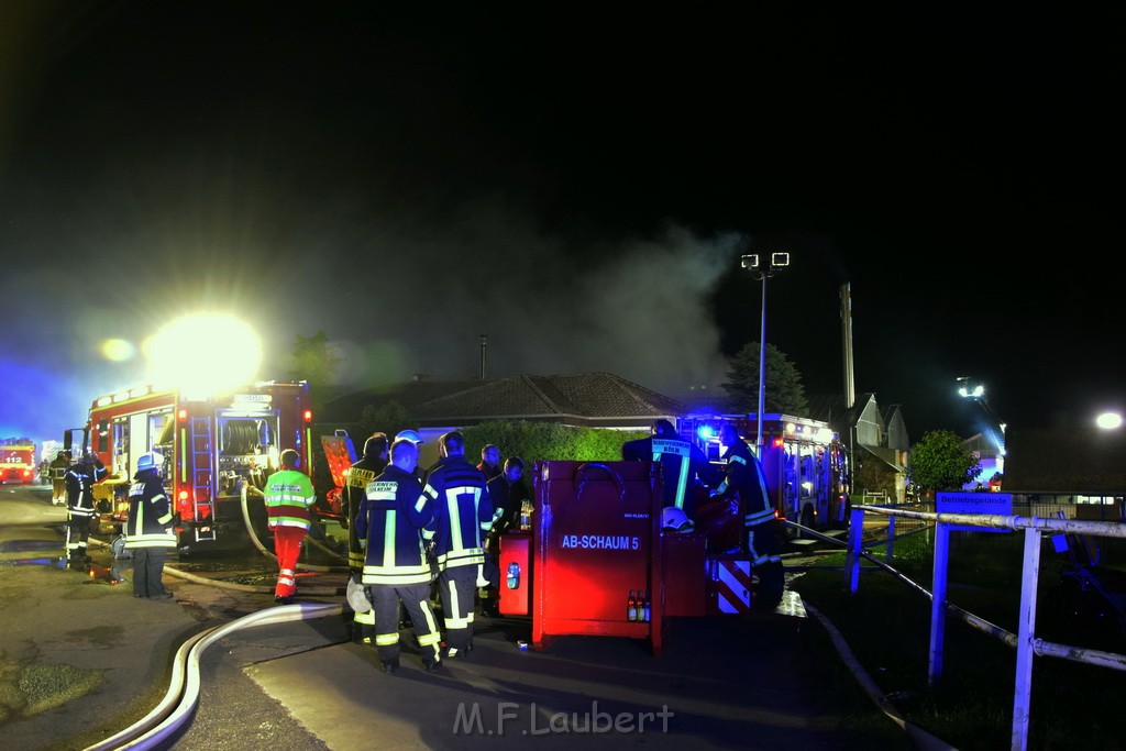 Feuer 4 Pulheim Sinnersdorf Chorbuschstr P196.JPG - Miklos Laubert